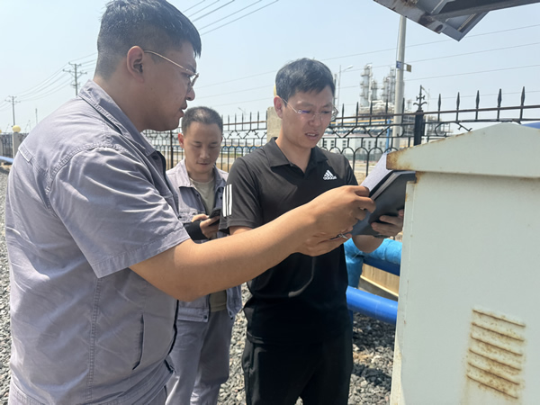滄州供排水臨港分公司與興化水務(wù)簽署供水管線(xiàn)合作協(xié)議